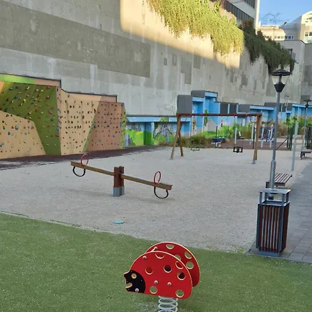 Apartmán Premium Loft ǀ 2-bedrooms, Ac, 85 Sqm, Free Parking Bratislava