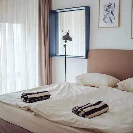 Premium Loft ǀ 2-bedrooms, Ac, 85 Sqm, Free Parking Apartment *