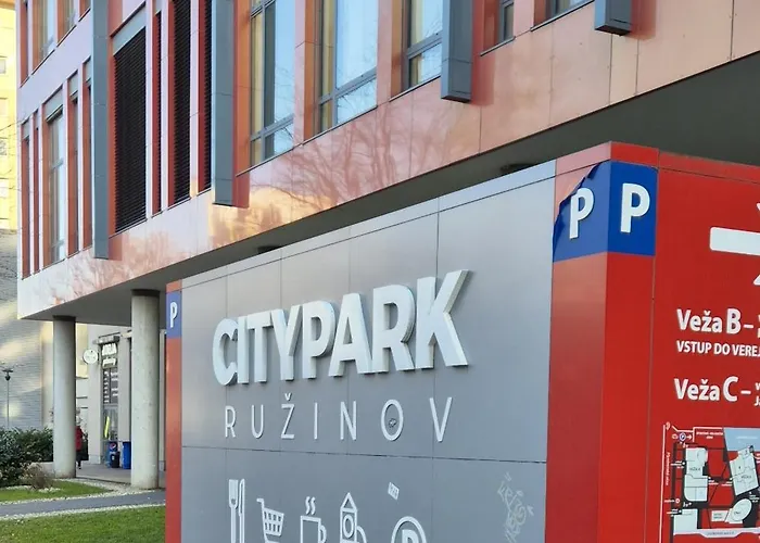 Premium Loft ǀ 2-bedrooms, Ac, 85 Sqm, Free Parking * Bratislava